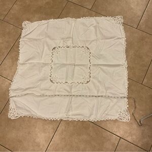 Vintage White Lace Tablecloth
